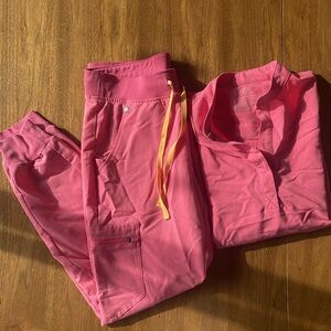 Limited Edition FIGS Women's Scrub Set, Extra Small Top, Small Pants, Pink